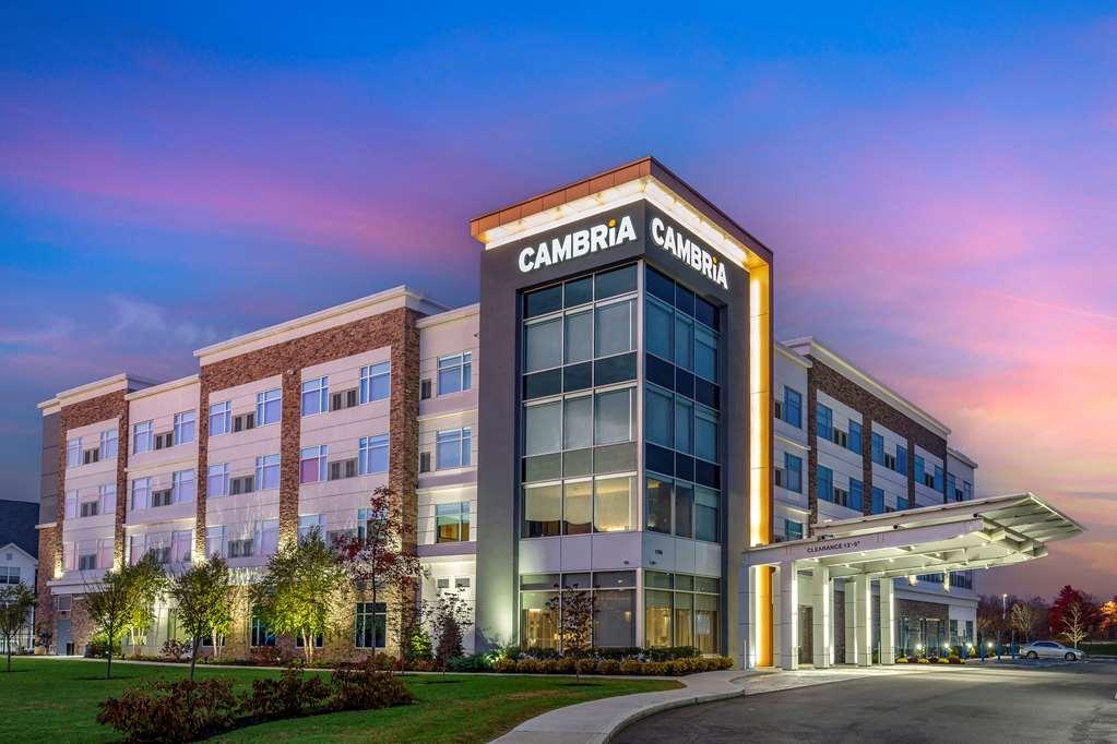 Cambria Hotel Manchester South Windsor Exterior foto